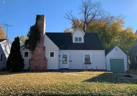 727 Yeoman St, Washington Court House, OH 43160