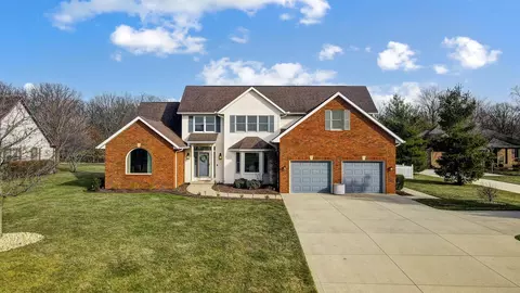 1185 Storybrook Dr, Washington Court House, OH 43160
