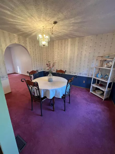 Dining - 10 E Fieldstone Dr, Pataskala, OH 43062 photo 1 of 1