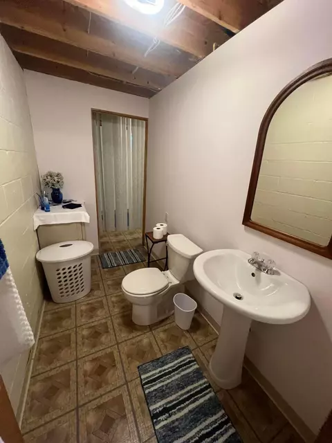 Bath - 10 E Fieldstone Dr, Pataskala, OH 43062 photo 4 of 4