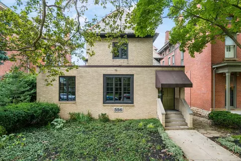 556 E Town St, Columbus, OH 43215