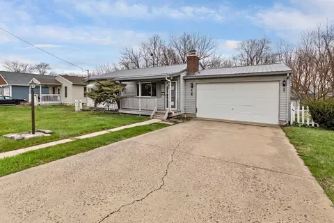 Exterior - 61 David St, Delaware, OH 43015 photo 3 of 16