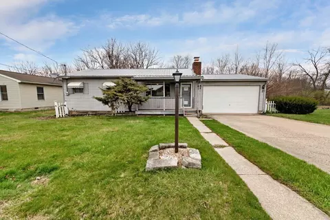 Exterior - 61 David St, Delaware, OH 43015 photo 4 of 16
