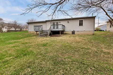 Exterior - 61 David St, Delaware, OH 43015 photo 13 of 16