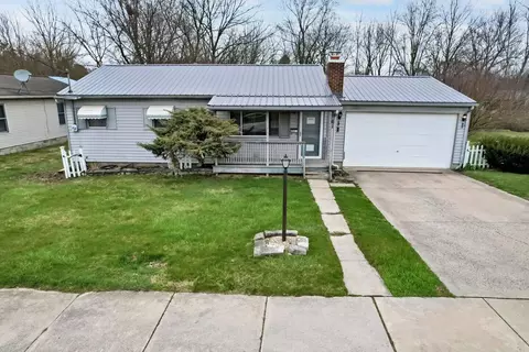 61 David St, Delaware, OH 43015