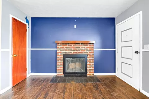 Living - 61 David St, Delaware, OH 43015 photo 3 of 3
