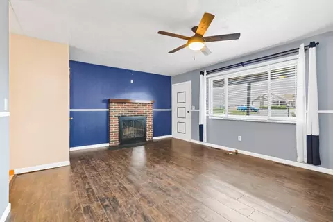 Living - 61 David St, Delaware, OH 43015 photo 1 of 3