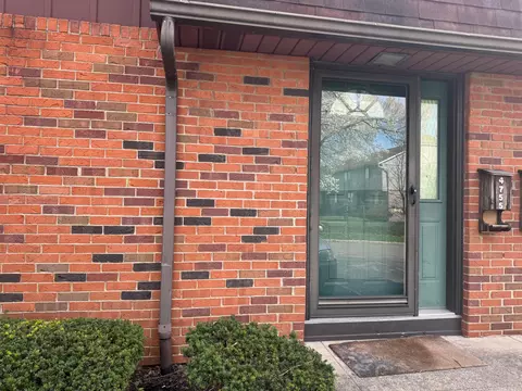 4755 Shell Ct N, Columbus, OH 43213