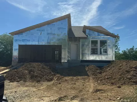 1475 Catford Ct, Fairborn, OH 45324