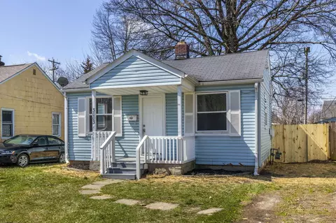 3003 Pontiac St, Columbus, OH 43224