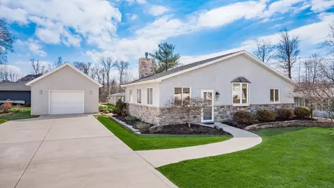 28 Julia St, Hebron, OH 43025