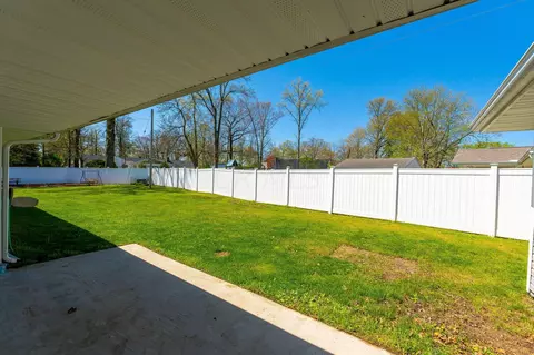 Exterior - 1403 Trachsel Ave, Marion, OH 43302 photo 10 of 18