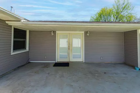 Exterior - 1403 Trachsel Ave, Marion, OH 43302 photo 11 of 18