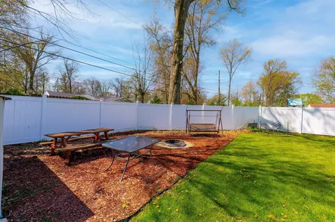 Exterior - 1403 Trachsel Ave, Marion, OH 43302 photo 16 of 18