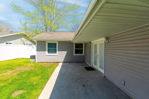 Exterior - 1403 Trachsel Ave, Marion, OH 43302 photo 12 of 18