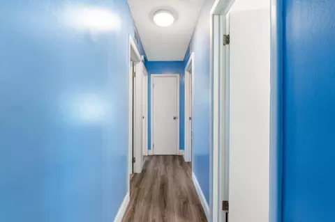 Entry Way - 1403 Trachsel Ave, Marion, OH 43302 photo 2 of 2
