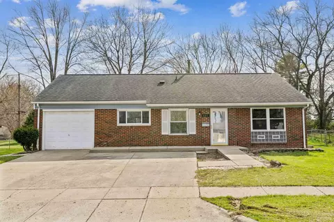 601 Daventry Ln, Columbus, OH 43230