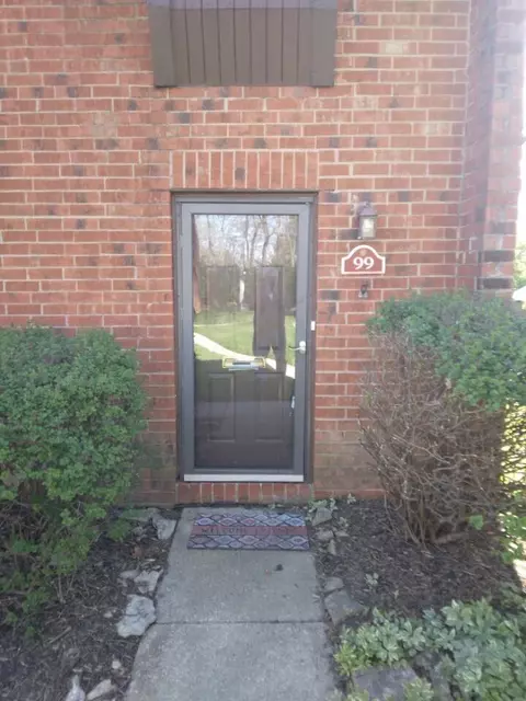 99 Lancelot Ln, Westerville, OH 43081