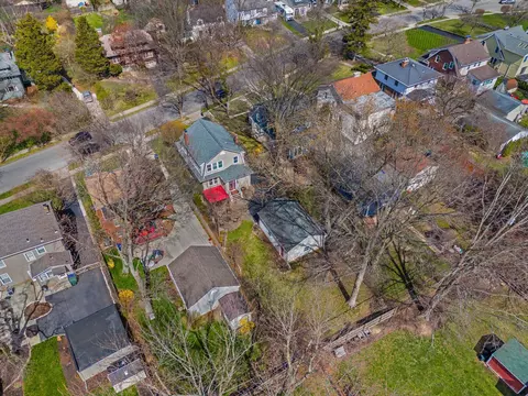 View/Area - 39 E Torrence Rd, Columbus, OH 43214 photo 1 of 11