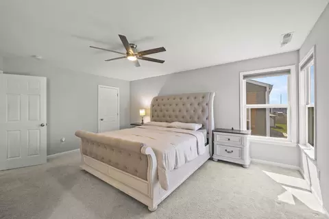 Bedroom - 4923 Crestbrook Dr, Lockbourne, OH 43137 photo 5 of 12