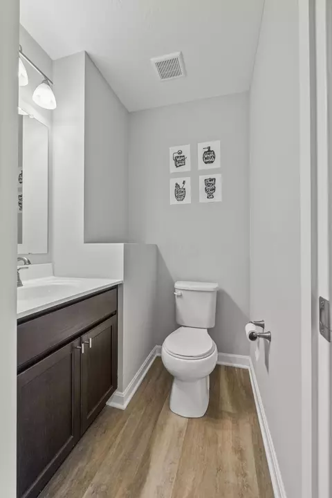 Bath - 4923 Crestbrook Dr, Lockbourne, OH 43137 photo 1 of 4