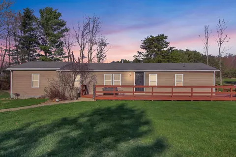 18596 Harble Griffith Rd, Logan, OH 43138