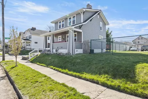 Exterior - 277 E Morrill Ave, Columbus, OH 43207 photo 6 of 8