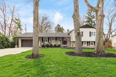 1275 London Dr, Upper Arlington, OH 43221