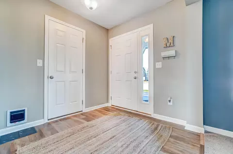 Entry Way - 5002 Crestbrook Dr, Lockbourne, OH 43137 photo 1 of 1