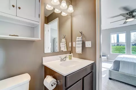 Bath - 5002 Crestbrook Dr, Lockbourne, OH 43137 photo 2 of 3