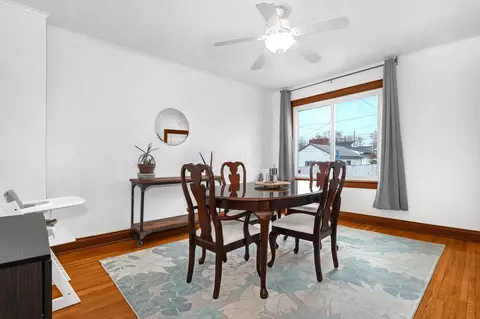 Dining - 696 E Deshler Ave, Columbus, OH 43206 photo 1 of 3