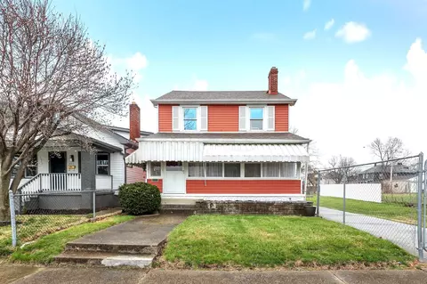 Exterior - 696 E Deshler Ave, Columbus, OH 43206 photo 2 of 5
