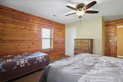 Bedroom - 5250 Germany Rd, Beaver, OH 45613 photo 2 of 7