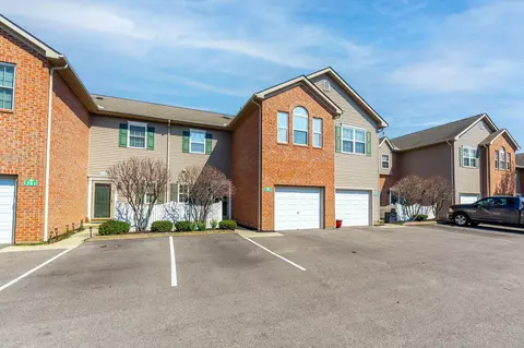 755 Mystic Pointe Dr, Lewis Center, OH 43035