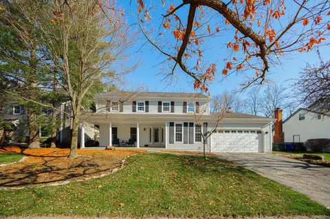 986 Cross Country Dr, Columbus, OH 43235