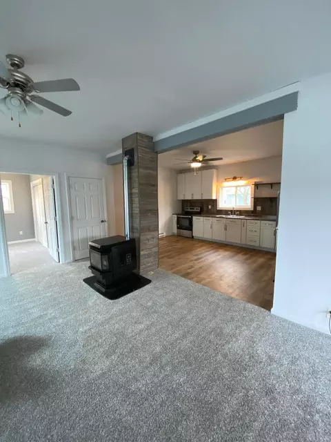 Living - 622 Lee St, Marion, OH 43302 photo 4 of 4