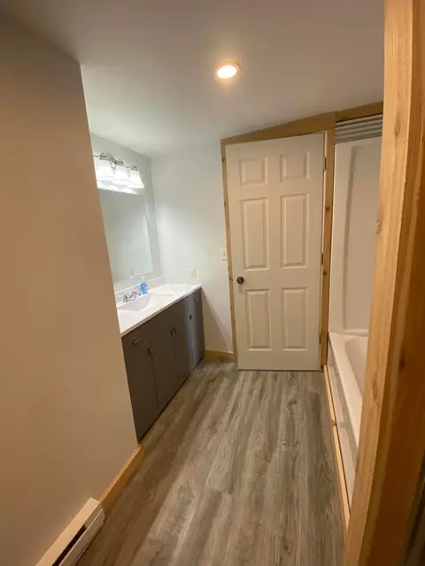 Bath - 622 Lee St, Marion, OH 43302 photo 1 of 5