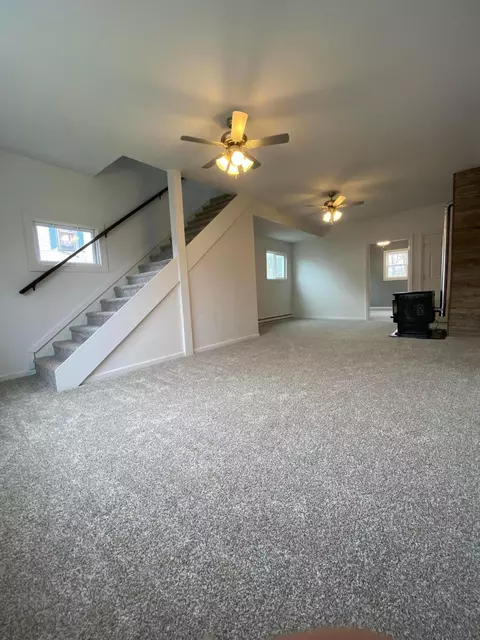Living - 622 Lee St, Marion, OH 43302 photo 3 of 4