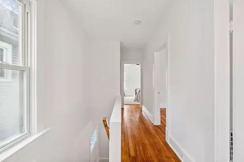 Entry Way - 156 E Maynard Ave, Columbus, OH 43202 photo 1 of 2
