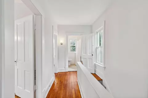 Entry Way - 156 E Maynard Ave, Columbus, OH 43202 photo 2 of 2