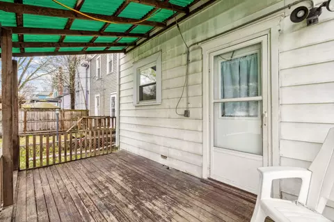 Exterior - 156 E Maynard Ave, Columbus, OH 43202 photo 6 of 9
