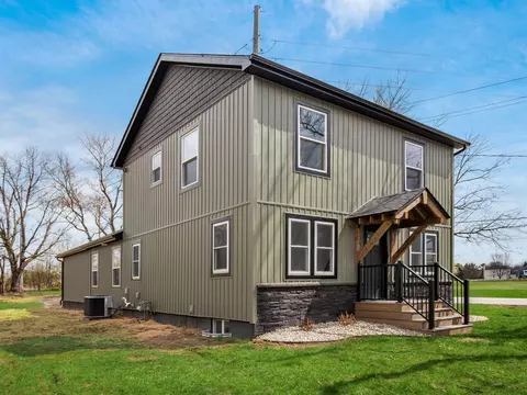 870 Hubbard Rd, Galloway, OH 43119