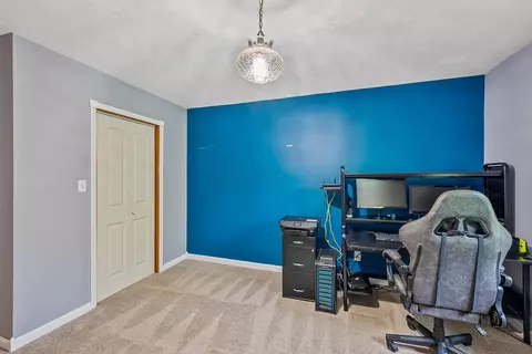 Bedroom - 1748 Smeltzer Rd, Marion, OH 43302 photo 4 of 5