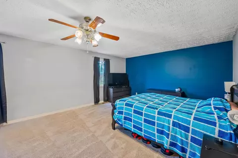 Bedroom - 1748 Smeltzer Rd, Marion, OH 43302 photo 1 of 5