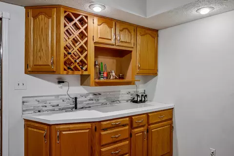 Kitchen - 1748 Smeltzer Rd, Marion, OH 43302 photo 4 of 5