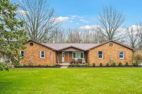 Exterior - 1748 Smeltzer Rd, Marion, OH 43302 photo 2 of 12