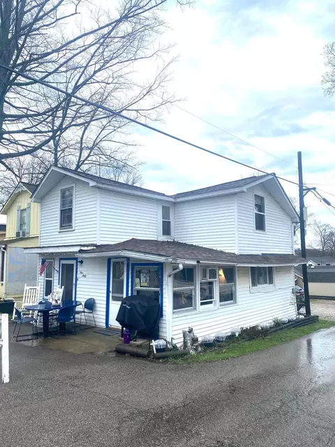 160 8th St, Lancaster, OH 43130