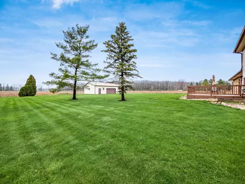 Exterior - 1891 Kauffman Rd, Marion, OH 43302 photo 8 of 14