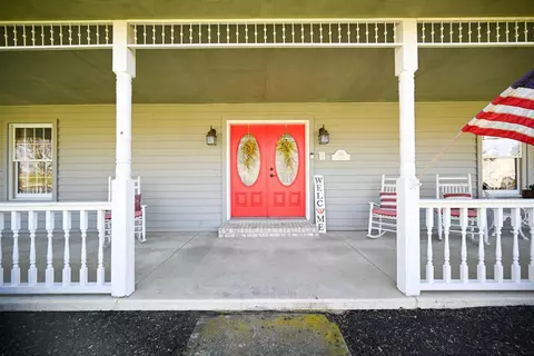 Exterior - 814 Eton St, Marion, OH 43302 photo 12 of 19