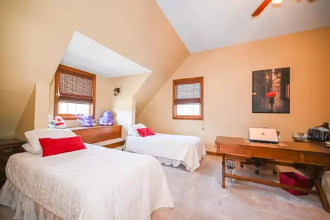 Bedroom - 814 Eton St, Marion, OH 43302 photo 7 of 10